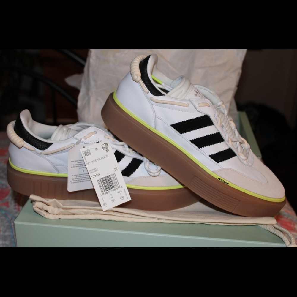 Ivy Park Super Sleek 72, size 8.5